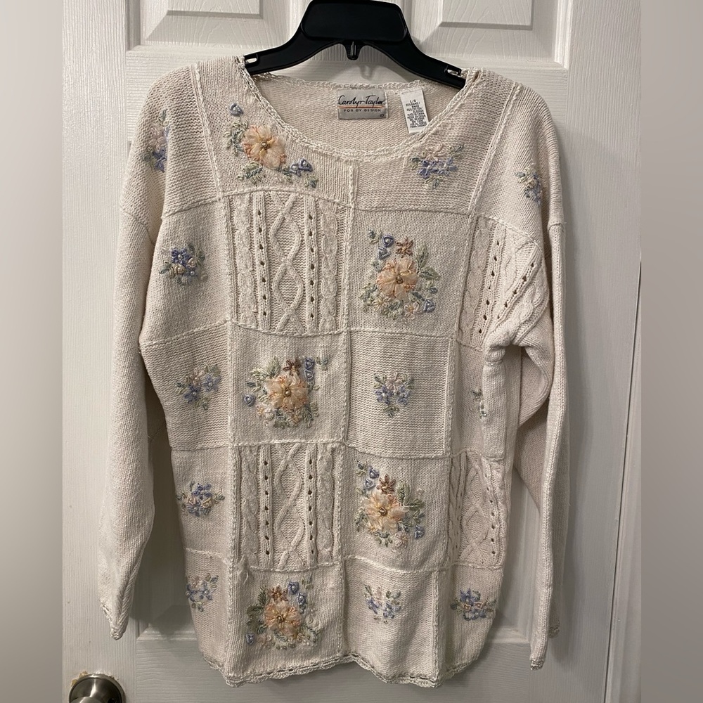 Vintage Carolyn Taylor Floral Embroidered Sweater